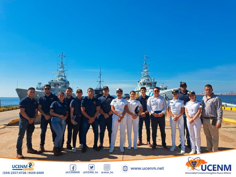 La licenciatura en gestión portuaria y transporte marítimo participa en la 1ra feria de mecánica naval náutica
