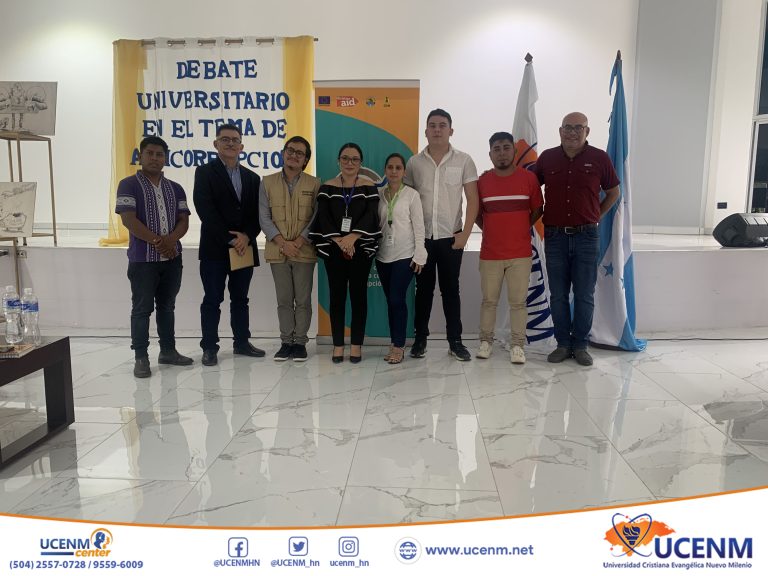 El Campus Regional de UCENM en la Entrada, Copán participa en debate universitario sobre la Corrupción