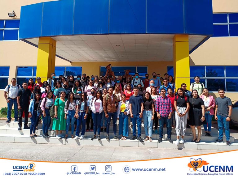 Bienvenida a alumnos de primer ingreso en UCENM Juticalpa