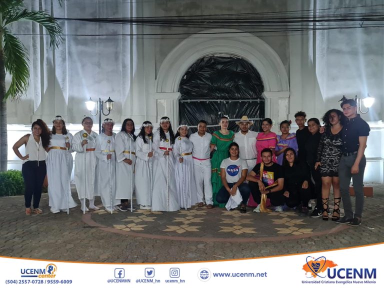 Estudiantes de UCENM participan en la feria de Nacaome