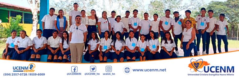 La asignatura de Psicología General imparte charlas de interés para los jóvenes de diferentes centros educativos en el departamento de Colón