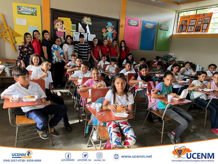 UCENM Tocoa desarrolla el proyecto “Derechos Individuales Enmarcados en la Niñez”