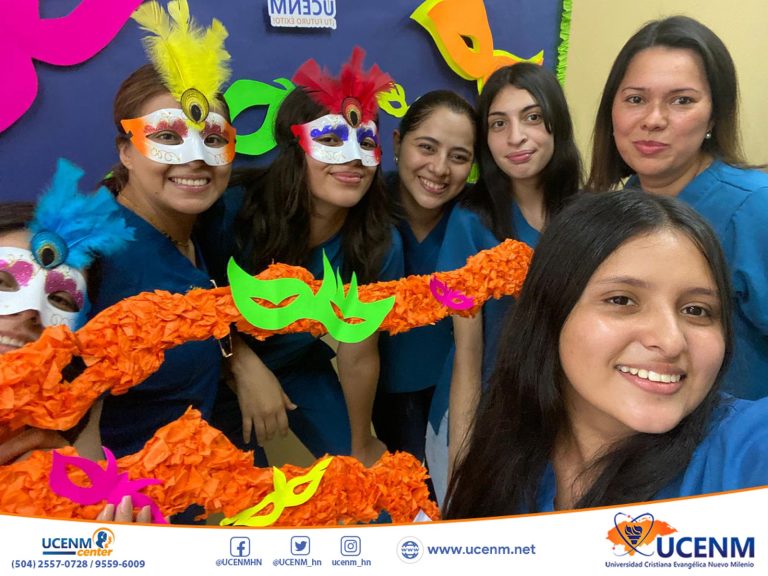 Personal docente y administrativo realiza convivio sorpresa para los estudiantes de UCENM Santa Bárbara