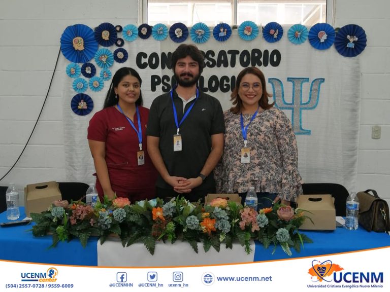 Estudiantes de la asignatura Teoría y Técnicas de la Entrevista realizan un Conversatorio Psicológico en UCENM San Pedro Sula
