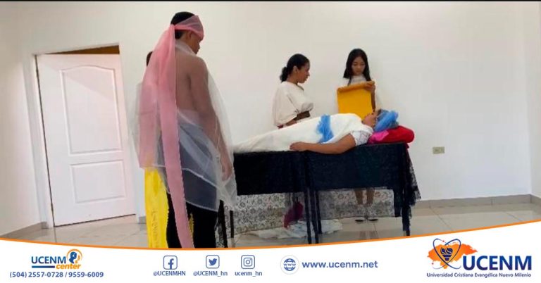 La carrera de Derecho en UCENM Juticalpa desarrolla una obra sobre la historia Romana