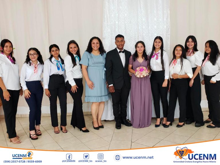 Estudiantes de la carrera de Derecho desarrollan una boda civil en el auditorio de UCENM Peña Blanca