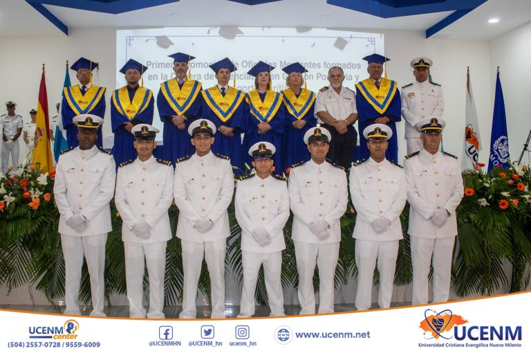 Primera Promoción de Oficiales Mercantes formados en la carrera de Licenciatura en Gestión Portuaria y Transporte Marítimo en San Pedro Sula 28 de octubre de 2023