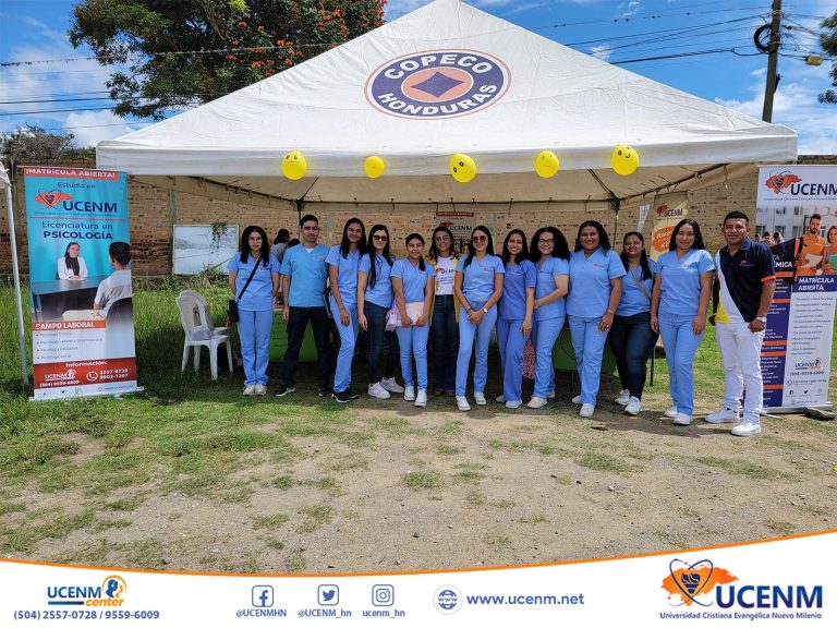 UCENM Danlí participa en la primera Feria de la Salud Mental Organizada por la Región de Salud a través de la RED HUMANITARIA